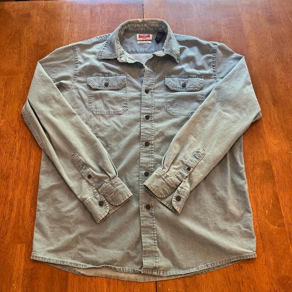 Wrangler Men’s Denim Button Down